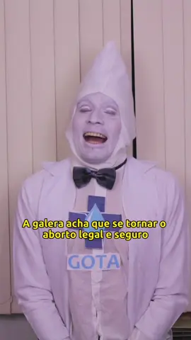 Aborto é uma questão de saúde pública e um direito de quem gere uma criança. Crianças não estão aptas a serem mães. Obrigar uma criança a ter um filho de um criminoso deveria ser considerado um crime por si só. Não me interessa sua opinião baseada em moralismo/religão, essa PL é um absurdo sem igual. Deveríamos estar ampliando o debate sobre o aborto e não aceitando uma regressão dessas.  70% dos abusos  no Brasil acontecem com crianças, deixar essa dor se prolongar durante uma gravidez é uma tortur*. E pior, estamos falando de crianças que terão suas vidas afetadas e de uma criminalização que tira o foco dos verdadeiros criminosos. Porque eles não estão pensando em penas mais brandas para esse tipo de crime? Porque insistem na narrativa de culpar e caçar as vítimas? Agora o foco está nas crianças, eles querem jogar toda a responsabilidade nas costas de uma criança que já sofreu diversos abusos. Vocês tem noção disso? A legalidade deveria proteger  justamente pelo peso e dor que as vítimas sentem, muitas mulheres só denunciam a violência após muito tempo, crianças acabam descobrindo por si só a gravidez e enfrentam diversos dilemas morais e pressões internas e externas, sem contar o próprio preconceito contra o aborto LEGAL dentro da comunidade médica que muitas vezes tenta convencer as mães a terem os filhos, mas estamos falando de CRIANÇAS. CRIANÇA TEM QUE SER CRIANÇA, TEMOS QUE PROTEGER ELAS.  Aumentar a pena da vítima que já sofreu tanto é um ABSURDO, NÃO EXISTE OUTRA PALAVRA. VIDEO ANTIGO, PAUTA RECORRENTE. TA ABSURDO O BRASIL. #criançanaoemae #saudepublica #abortolegal #direitodasmulheres 