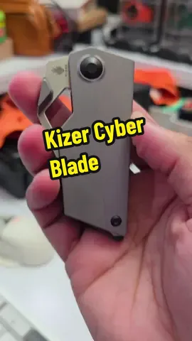 I've always wanted a Kizer Cyber Blade due it's absurd aesthetic.  Recently, this titanium version was only $80.  For S35VN and titanium that's a steal.  Sadly they sold out on the Zon but you can pick them up for $134.99 at the link in my bio.  #edc #edcknife #everydaycarrygear #everydaycarry 