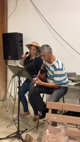 @Paulinho De Minas.  Quinta perfeita família e amigos!
