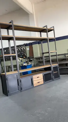 ⚒️🇦🇷 ~ MEGA RACK 3 MÓDULOS ~ Fabricamos muebles personalizados en hierro y madera.!  Tráenos tu idea 💡 y te la hacemos realidad ✨ Vení a visitarnos a nuestro taller y conocer nuestras terminaciones… 📍Estamos ubicados en Vte López (zona norte)   🚚 Hacemos envíos a todo el país.!  Consúltanos.! 🦾 . . . . . . . . . . #racktv #racks #mueble #mueblespersonalizados #estiloindustrial #mueblesindustriales #mueblesamedida