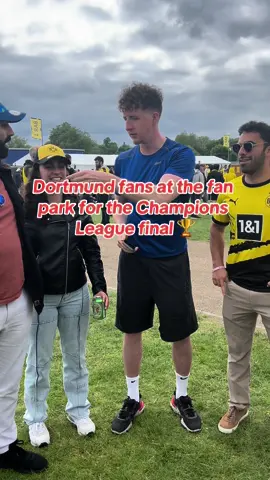 Quizzing some international Borussia Dortmund fans on their knowledge of their club! Follow for more content like this #roadto92 #footballtiktok #interview #streetinterview #usa #realmadridfc #dortmund #bvb #bvb09 #london #hydepark #football #groundhoppertiktok #championsleague #ucl 