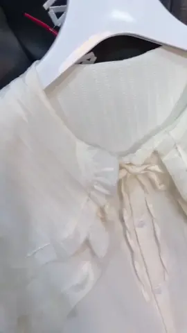 áo sơ mi nữ cổ bèo chun tay,áo sơ mi kiểu nữ bánh bèo chất đũi gân cao gấp A670 SUTANO https://s.shopee.vn/3VP86ckOSh