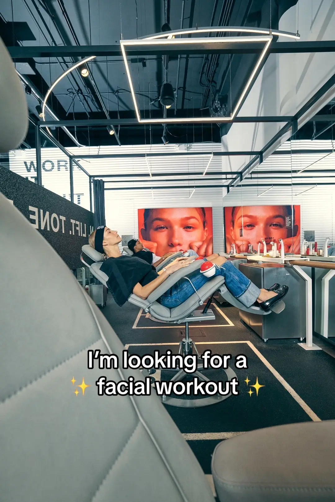 on repeat all year long 🤩✨ #FACEGYM #thefacegym #maninfinanceitgirl #facialworkout #sculpting 