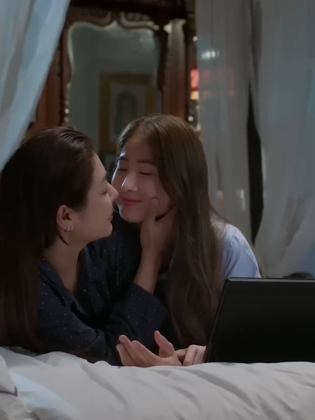 งุ้ยน่ารัก 😳❤ UNCONDITIONAL LOVE BLANK #BlankTheSeriesSS2EP5 #BlankTheSeriesSS2 #FayeYoko #FayePeraya #NineStarStudios #Yokoapasra #Izeza #Izelands #NineStarStudios #MarissaLloyd