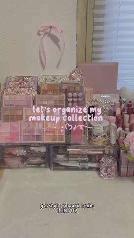 let’s organize my makeup collection together 💗🎀 I love this type of videos so i decided to make one! - every product is available on yesstyle, if you use the code ILENIA17 you get a discount ✨ • • • • #makeupcollection #makeupasmr #asmr #asmrorganizing #kbeauty #jbeauty #asianmakeup #mymakeupcollection #asmrsounds #cuteasmr 