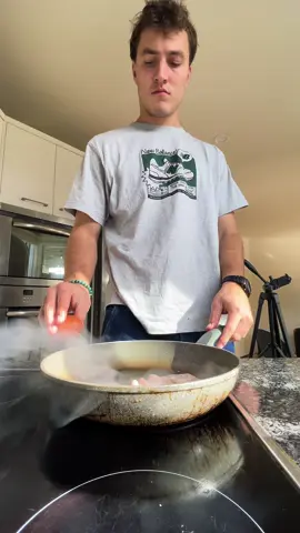 not sponsored by smeg #baconandeggs #cookingtiktok #cookingsandwich #baconandeggsandwich #yummy 