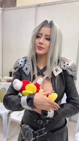 weird things happen when I am w @🍓 Charess 🍓 #byoru #fyp #foryoupage #sephiroth #finalfantasy #jollibee 