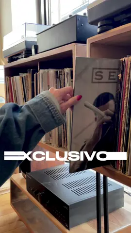 Tu Papá 🔥  #lilsupa en vinilo _ Tienda física y sitio web altoque.cl  #vinyltiktok #raplatino #viniloschile #hiphop #hiphoplatino #raplatino 