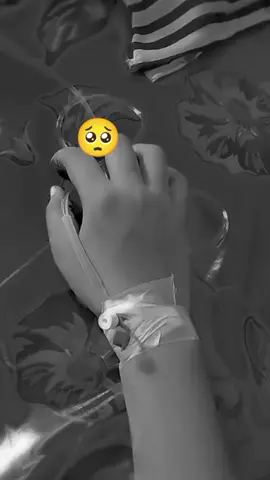 #হাসপাতালের বেটে শুয়ে থাকা প্রতিটা মানুষ জানে সুস্থতা আল্লাহর কতো বড় নিয়ামত🖤🥺#tiktokindia #foryoupage #fypage #onthisday #trending #bdtiktokofficial #fypシ #viralvideo #viraltiktok #CapCut 