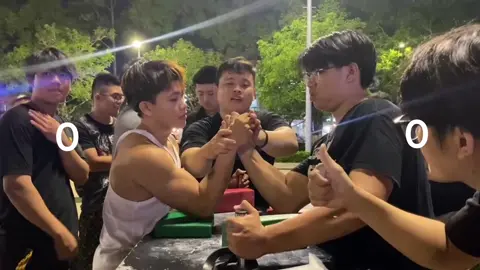 Supermatch với top 1 toàn năng tay phải Cần Thơ (Bo6) #armwrestling #toproll #vattay 