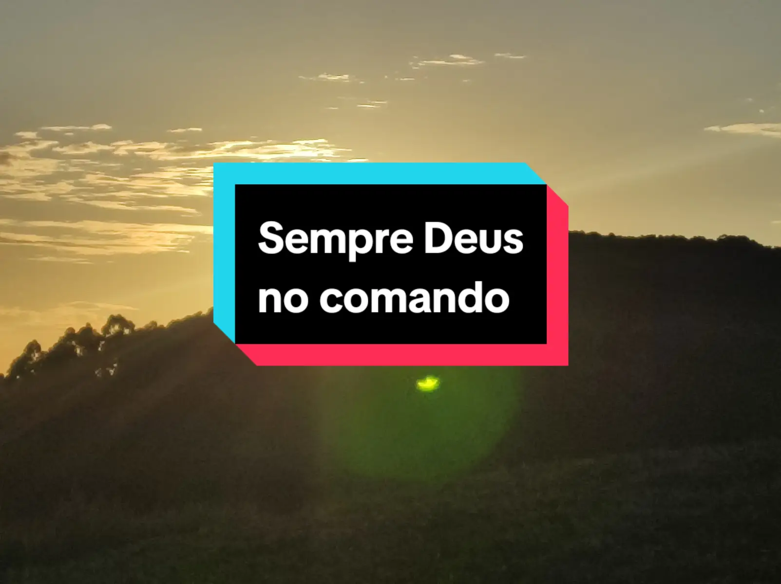 Deus estará sempre no comando de tudo. #deusnocomando 