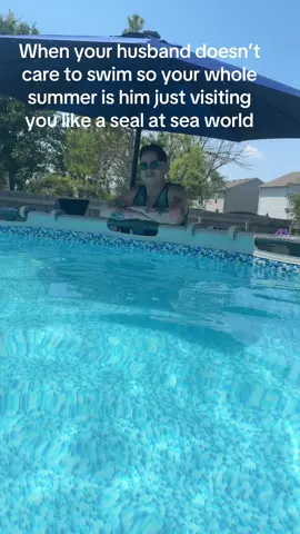 And he loves to watch his little sea lion swim around . And sometimes he brings me snacks and throws me toys 🥰 #repost #fyp #funnyvideos #couplegoals #poolcleaning 