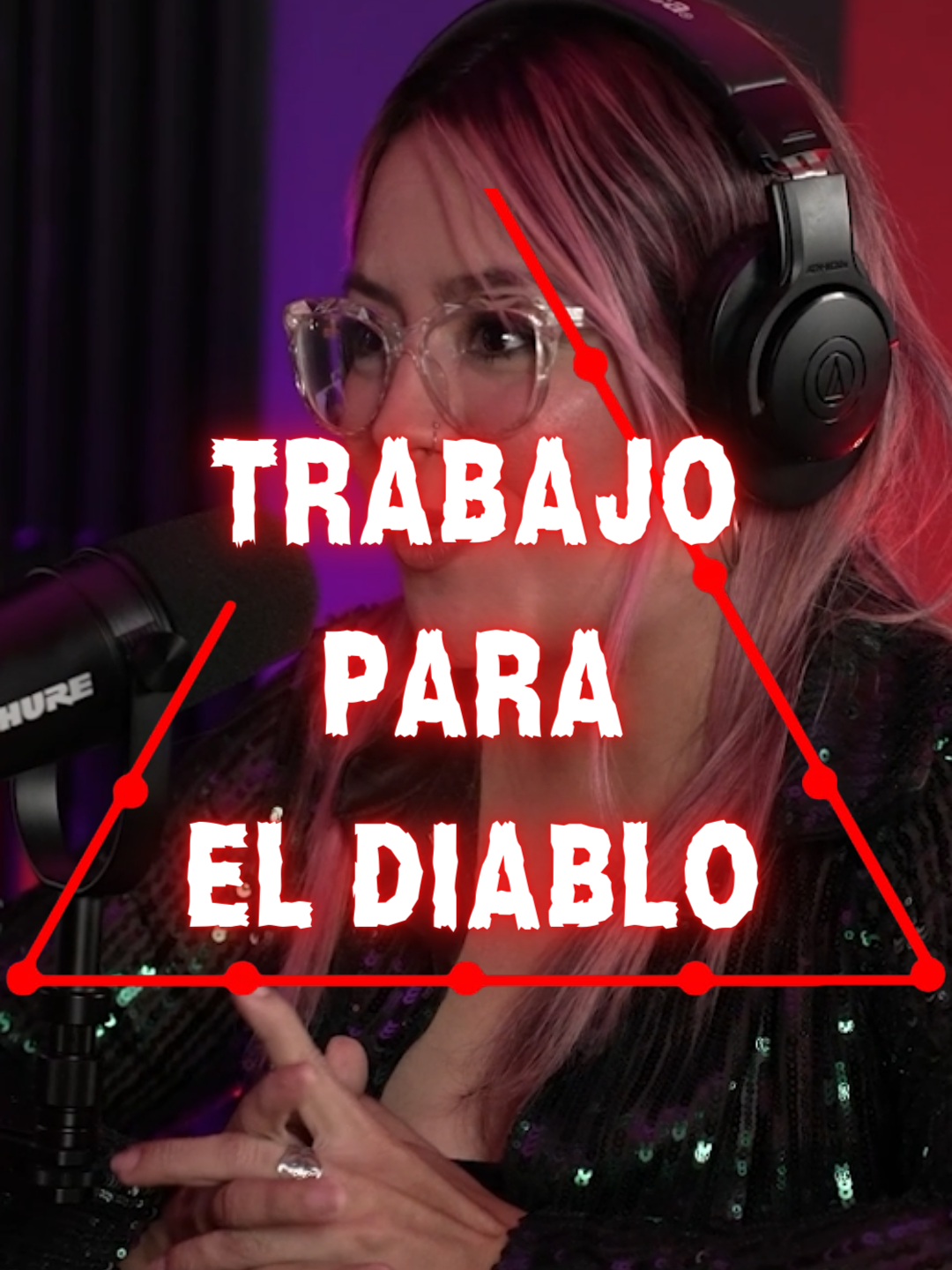 Trabajo para el DIABLO #quehacer #Diablo #sombra #sombras #caballos #ojosrojos #terrorsobrenatural #miedoyterror #paranormal #hablemosdeloquenoexisteviral #podcast #podcasts #historia #terrorsobrenatural #historiadeterror