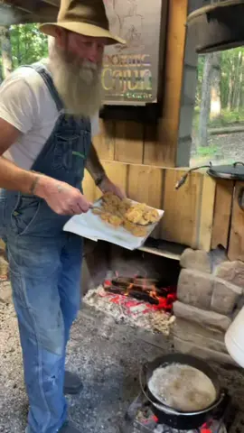 Nothing like Louisiana Shrimp and Blue Plate Mayo#tiktokfoodies #shrimptok #blueplatemayo #outdoorcooking #fyp 