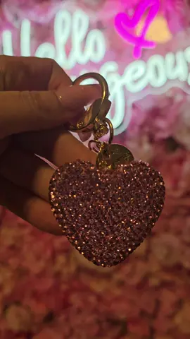 Bling Heart Keychains #PlayfulProportions #keychainscoop #keychainsforyou #keychainswag #keychainsforgirls  #keychainsforsale #gifts