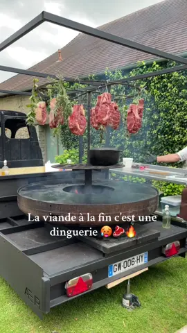 Rejoignez-nous sur insta : Origine Traiteur 🔥🥩👨‍🍳 . #traiteur #traiteurmariage #brasero #barbecue #mariage #evenement #france #traiteurbrasero 