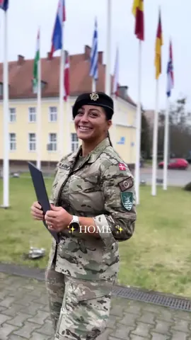 #military #usarmy #airforce #usnavy #marinecorps #armygirl #militarywomen #foryou #fyp 