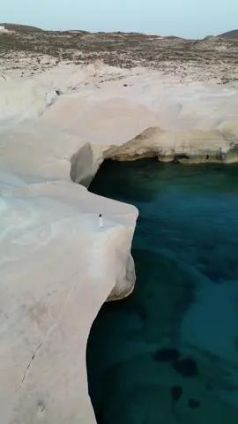 On the Moon 🌘 #milos #greece #sarakiniko #travel #traveleurope #explore #dji #adventure