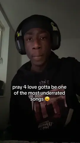 Why noone talk about it #onecairo #travisscott 