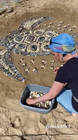 Arts on the Beach, Watergate Bay, Newquay,Cornwall, Uk 🇬🇧 World Sea Turtle Day, June 16 , 2024 #worldseaturtleday #environmentallyfriendly #beachart #landart #ephemeralart #inspiredbynature #artistsoftiktok #fyp #familytime #commentontik #environmentalart #watergatebay #artsonthebeach #newquay #cornwall