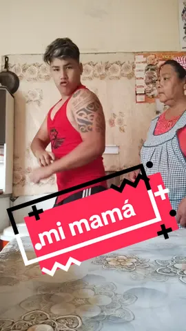 🤣🤣 su cara de mi mamá 