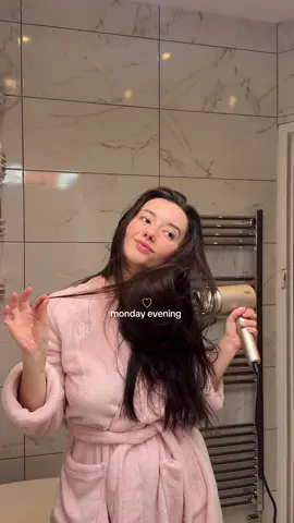 monday evening at home >> ♡︎ #showerroutine#haircare#fyp