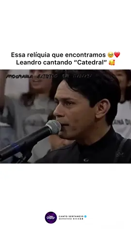 Um dos melhor, se não o melhor segunda voz que nosso sertanejo já teve 🙏🥹❤️     . #cantosertanejo #sertanejo #leandroeleonardo #leonardo 