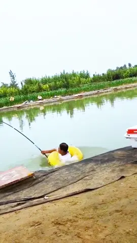 the happy moment about fishing.#fishermanslife #fishing#fish#fyp#fypage #viraltiktok  @oceanlife-fishing  @oceanlife-fishing  @oceanlife-fishing @YunPu @Nature 