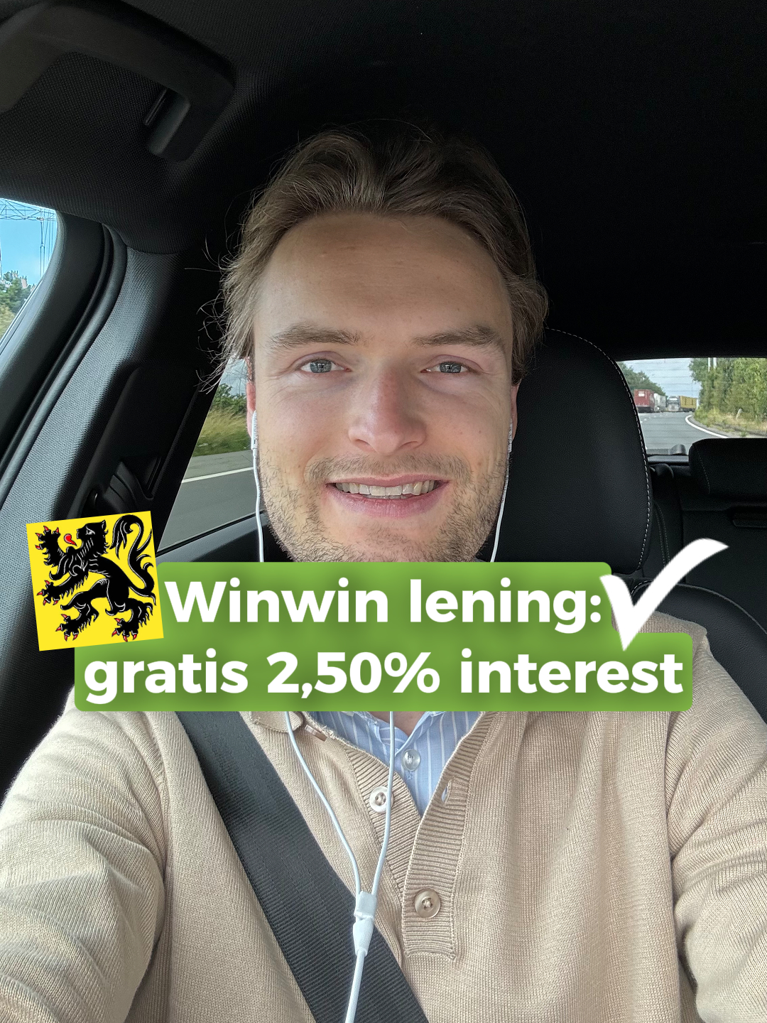 Een netto interest van 4-5% per jaar is gemakkelijk uit te betalen als de overheid een bonus geeft van 2,5%. De Winwinlening is er voor alle kmo’s, zelfstandigen en vrije beroepers in Vlaanderen.  Mijn advies: maak (als kredietgever en/of kredietnemer) optimaal gebruik van deze stimulans van de overheid. Het is vrij ongezien dat de overheid het interestpercentage voor investeerders meer dan verdubbelt.  Dit is uiteraard niet gratis, of geld dat uit de lucht komt gevallen: iedereen betaalt ervoor via belastingen, maar alleen diegene die er gebruik van maken hebben er ook rechtstreeks iets aan. Een beetje zoals een openbaar zwembad.  De logica achter Winwinleningen is dat ondernemers die iets willen doen en daarvoor geld willen ophalen, moeten worden gesteund. Door de gratis interest bonus is het gemakkelijker om geld op te halen bij vrienden en kennissen. Officieel gaat het fiscaal voordeel dat bij een Winwinlening komt kijken om een jaarlijks belastingkrediet van 2,50% op het openstaande kapitaal van de Winwinlening. Daarnaast is er een eenmalig belastingkrediet van 30% in het geval dat (een gedeelte van) de Winwinlening niet wordt terugbetaald - laat ons hopen dat je hier nooit gebruik van moet maken. De overheid zorgt er m.a.w. voor dat je niet je volledige som kwijt bent als het misloopt.  Ik ben momenteel van plan om met mijn vennootschap als investering vastgoed te kopen, te renoveren en te verhuren. Via Winwinleningen zal ik €300.000 of €600.000 ophalen (1 of 2 vennootschappen). Laat gerust iets weten: • Mocht je als particulier op zoek zijn naar een investering (maximaal €75.000 op maximaal 10 jaar) met ongeveer 4-5% netto rendement (als kredietgever) • Als je een partner zoekt om je te helpen om zelf geld op te halen bij vrienden en familie (met mijn bedrijf Finhouse begeleid ik dossiers waarbij er wordt geleend bij 1-10 personen: contracten, bijhouden documenten, belastingaangifte…) 👇 Had je al van een Winwinlening gehoord? Misschien heb je zelf al geld opgehaald via een Winwinlening, of geld uitgeleend en van een interest boost kunnen genieten? Laat maar weten in de comments! #winwinlening #pmv #foryou #zelfstandige #ondernemen