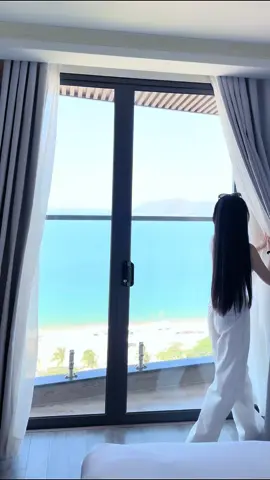 Chiếc phòng view biển qá xinkk đẹppp ☁️🌊🐳 #CapCut #fypシ #xh #xuhuongtiktok #chill #story #bien #nhatrang #viral #nhatrangbeach 