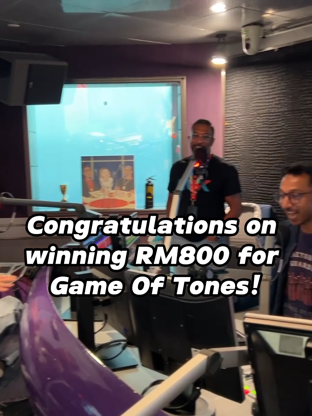 Congratulations, Tengku Liyana, for winning RM800! The correct answer is Britney Spears - ‘Sometimes ✨🫶 #fyp #mixtikok #MIXfm #mixbreakfast #gameoftones #britneyspears