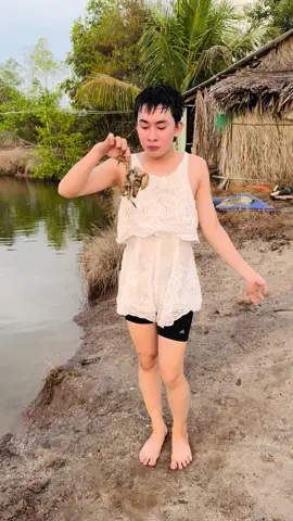 Ụa anh lộc có thích cô gái sạch sẻ.