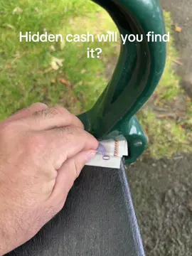 Heys guys will you find this cash? give us a follow plenty more coming daily luxury goods and cash… #free #luxury #maccosmetics #london #londoncity #londonlife #england #euros 