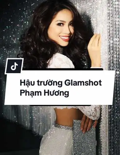 Đại diện Việt Nam tại Miss Universe 2015 được rất nhiều makeup artist yêu thích. Các chuyên gia đăng rất nhiều ảnh sau khi hoàn tất makeup và ca ngợi vẻ đẹp của người con gái Việt Nam ❤️ đây là ảnh được chuyên gia đăng tải sau khi makeup để chụp bộ ảnh glamshot cho Hoa hậu Phạm Hương  #hoahau #phamhuong #huongpham #missuniverse2015 #hoahauhoanvuvietnam 