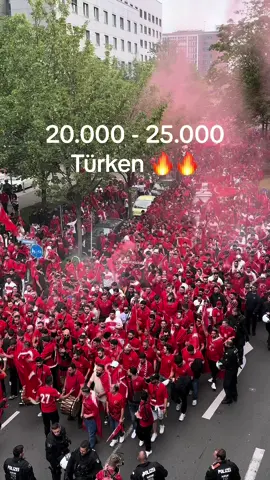 Türkei 🇹🇷 fanmarch 🇹🇷🫱🏼‍🫲🏽🇧🇦 #türkei #türkiye #fans #fanmarch #gala #fener #germany #EURO2024 #europameisterschaft #türkiye🇹🇷 #fy #fyp #viral #dortmund #bosnien 