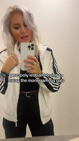 When they drop the “Would you consider an open relationship” 😂 #lgbt #lgbt🌈 #lgbt🏳️‍🌈 #lesbian #poly #monogamy #monogamous #relationshipadvice #datingtips #dating #wlw #femme #femmesoftiktok #fem 