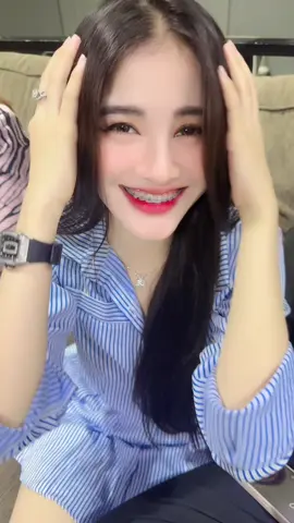 គាំង..🤣🤣@EEw9 