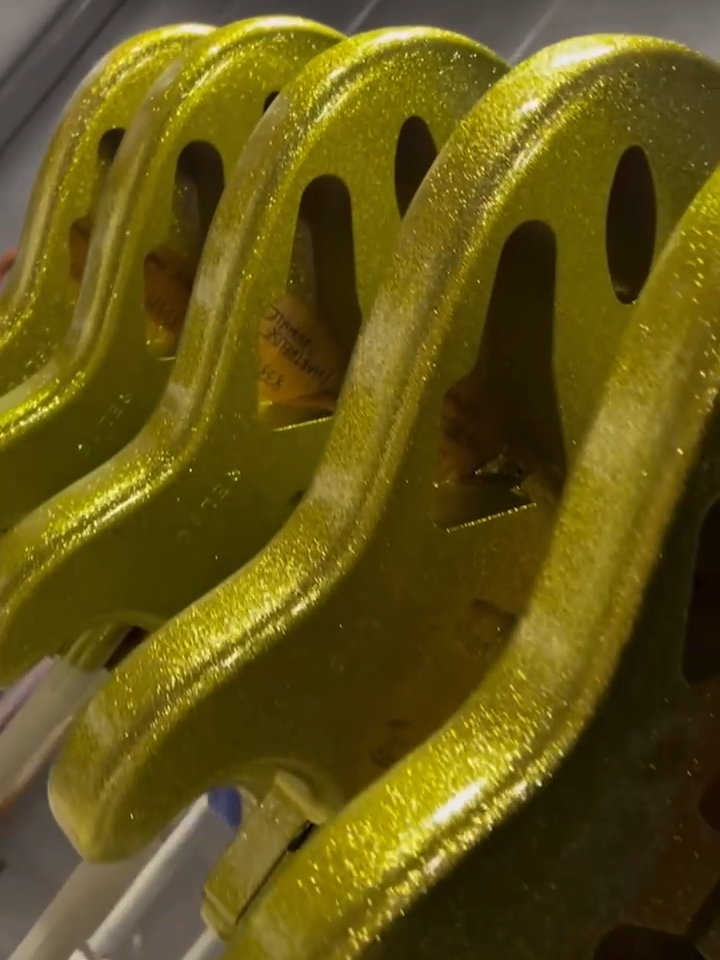 Add some sparkle to your day with these Chartreuse Sparkle Strats painted by Joel Lopez. ✨ #Fender #FenderGuitars