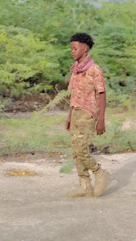Qabiilke ka guursan legeed⁉️😍✋ #king_boqol #king_arizona #boqori #xooga_dalka_somalia #military #ciidankaqaranka #ciidankeygow 