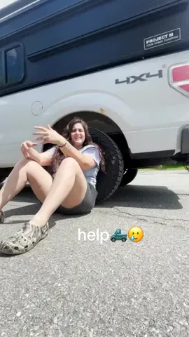 help ya girl out 🥲🫶🏼 #truckproblems #rust 