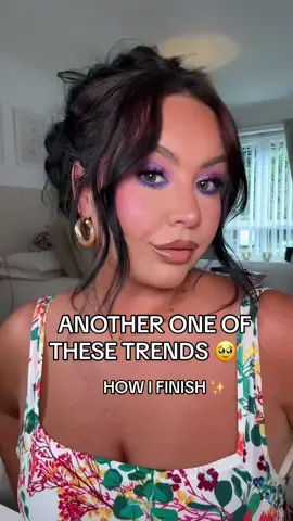 will i ever stop doing this trend?!?! #makeuptrend #beforeistartmymakeup #beautytrend #makeup #grwm #makeuptransition #makeuptrends #howientermybeautyroom #makeuplover 