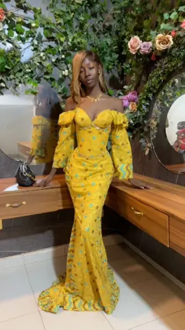 Mon nouveau photographe 🤍😂  Ma robe a été faite par @WallyCréation 🥰❤️