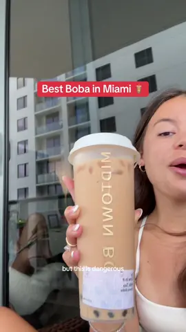hot girls love boba @Midtown Boba #boba #bobatea #thaitea #milktea 