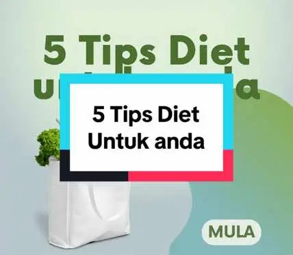 Hii✨ Kak Sihat  nak kongsikan 5 tips mudah yang mudah untuk anda ubah diet secara sihat tanpa meninggalkan your favourite foods and drinks👍! 🌟 Jangan melangkau waktu makan 🔹 Hidangan yang kerap membantu membekalkan tenaga dan nutrien yang mencukupi sepanjang hari untuk aktiviti anda 🤍 Untuk tidak makan berlebihan pada hidangan seterusnya. 🌟 Mengimbangkan makanan 🔹 Suku-suku separuh sebenarnya ialah konsep Pinggan Sihat Malaysia semasa kami mengenai teknik visual pantas yang membantu anda mengenal pasti dengan segera sama ada sesuatu hidangan itu sihat dan seimbang atau tidak. 🌟 Pengambilan air yang mencukupi 🔹 la boleh mengelakkan dehidrasi, keadaan yang boleh menyebabkan pemikiran tidak jelas, mengakibatkan perubahan mood, menyebabkan badan anda terlalu panas, dan menyebabkan sembelit dan batu karang. 🌟 Elakkan makanan segera 🔹 Pengambilan yang kerap dikaitkan dengan risiko obesiti, kemurungan, masalah pencernaan, penyakit jantung dan strok, diabetes jenis 2, kanser dan kematian awal yang lebih tinggi. 🌟Kerap bersenam 🔹 Senaman adalah penting untuk menyokong metabolisme yang sihat dan membakar lebih banyak kalori setiap hari. 🔹 la juga membantu anda mengekalkan jisim otot dan penurunan berat badan anda. #tipsdiet #gayahidupsihat #pemakanan #jomkuruscepat #HealthTips #kesihatan #tipssihat #healthtipstiktok #fyp #glowingskin #body #bodybuilding #bodypositivity 