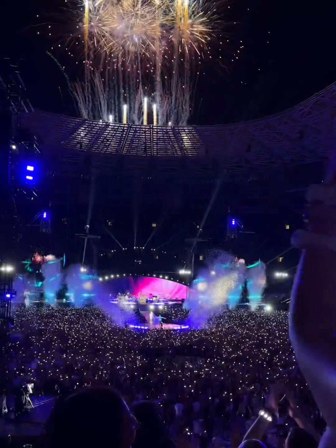 #ColdplayBudapest  | El espectacular momento 