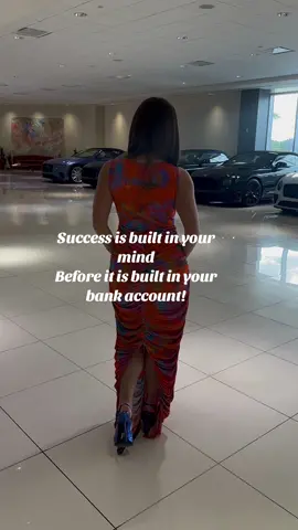 Read. It. Again. Hell yes this is how the girls turn up! #builtsuccess #beyourownboss #bossbabe #businessowner #successful #successmotivation 