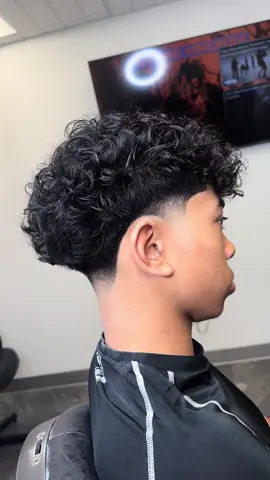 Low taper blowout woth curls.  #hair #barbertok #fade #viralvideo #foryou #foryoupageofficiall #viral 
