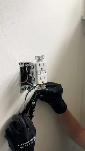 prepping for @GABBY DOLECHEK to paint was scary for multiple reasons💥😬 #DIYBathroom #BathroomRenovation #HomeImprovement #DIYHomeProjects #RenovationJourney #BathroomMakeover #DoItYourself #RenoSeries #HomeRenovation #DIYIdeas #DIYVlog #BathroomDesign #Remodeling #DIY #RenovationIdeas #DIYTips #HomeDIY #BeforeAndAfter #RenovationInspiration #DIYCommunity #FixerUpper #HomeDecorDIY