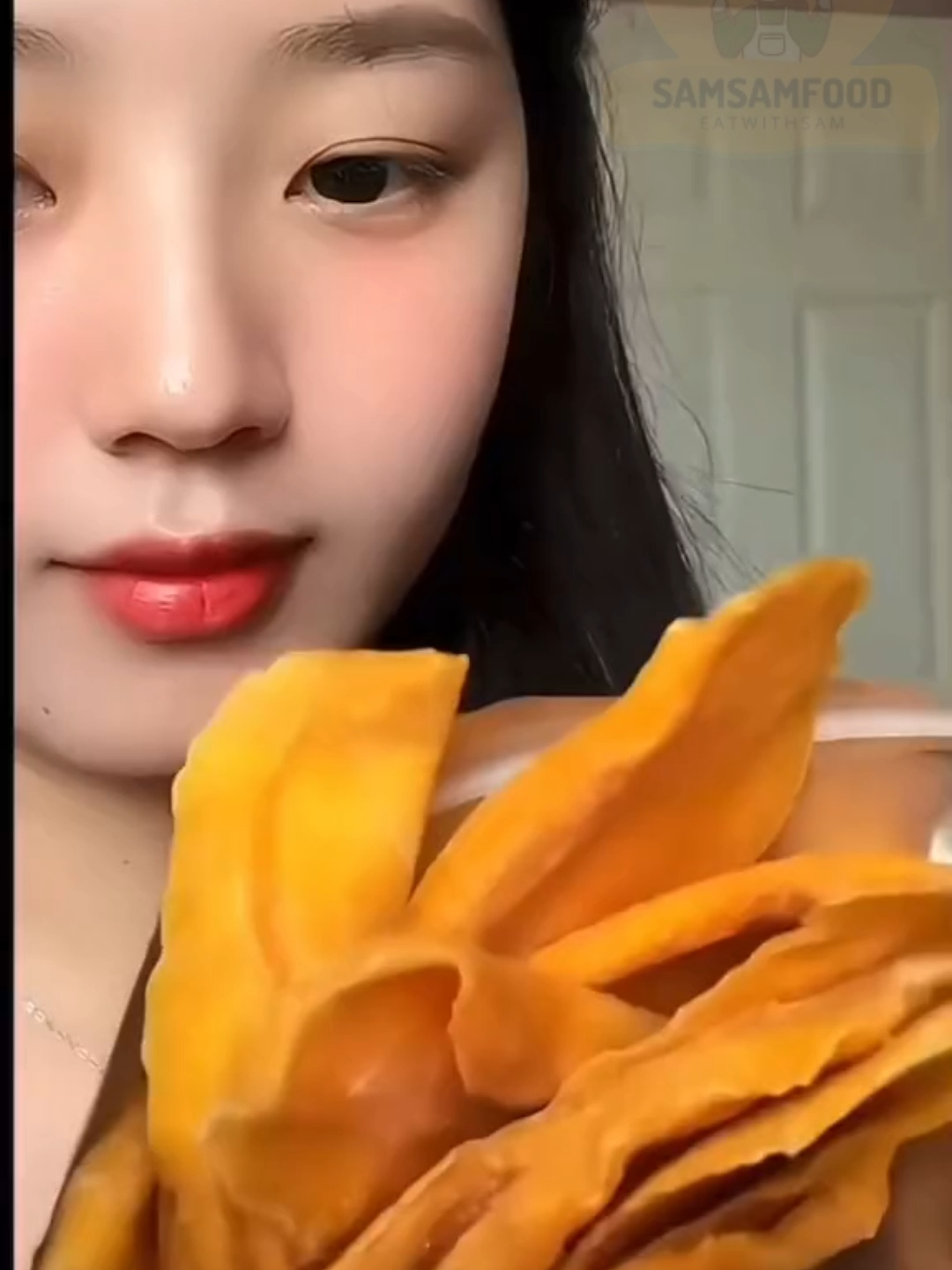 YumYum!!! Let's eat dried mango with me!!! #mukbang #yummyfood #viral #tiktokfood #happiness #fyp #fyppppppppppppppppppppppp #samsamfood