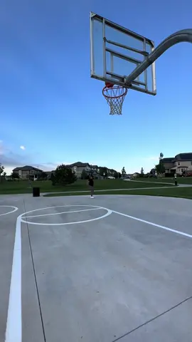 End of day shenanigans 🏀